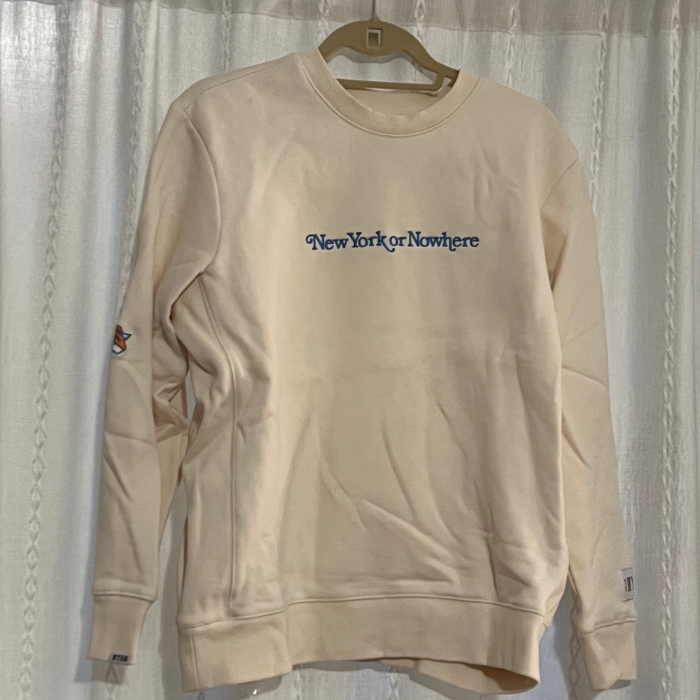 NWOT Women’s Knicks X New York or Nowhere Cream Sweatshirt